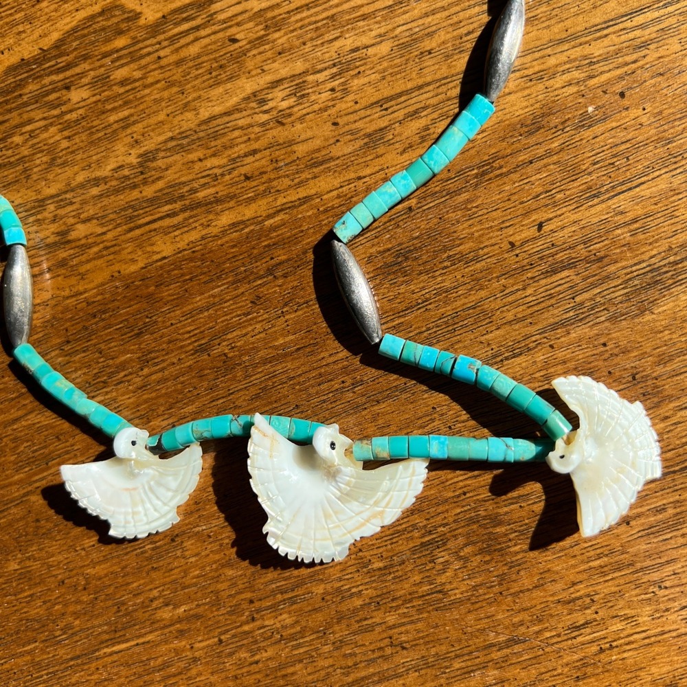 Southwestern Turquoise Heishi Bird Fetish Necklace MOP Shell Eagle Vintage - Picture 4 of 11